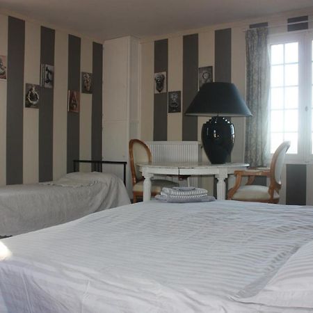 Presbytere De Jonquiere Bed and Breakfast Lavaur  Εξωτερικό φωτογραφία