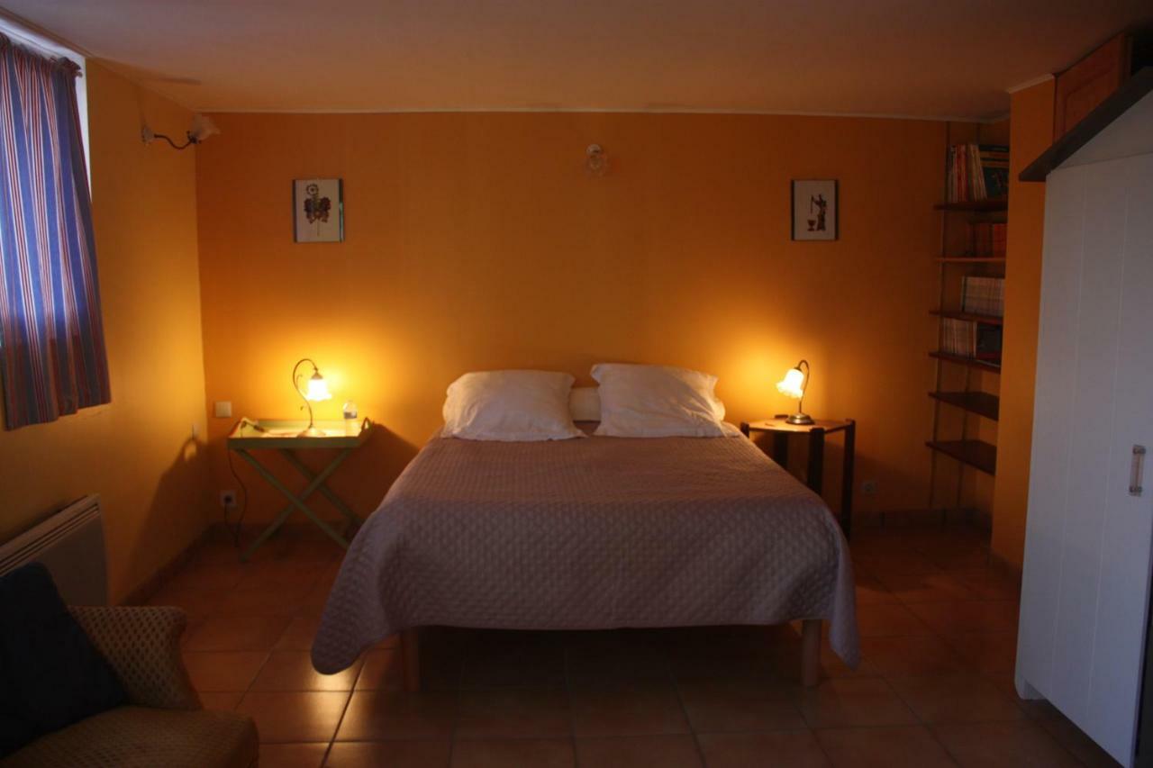 Presbytere De Jonquiere Bed and Breakfast Lavaur  Εξωτερικό φωτογραφία