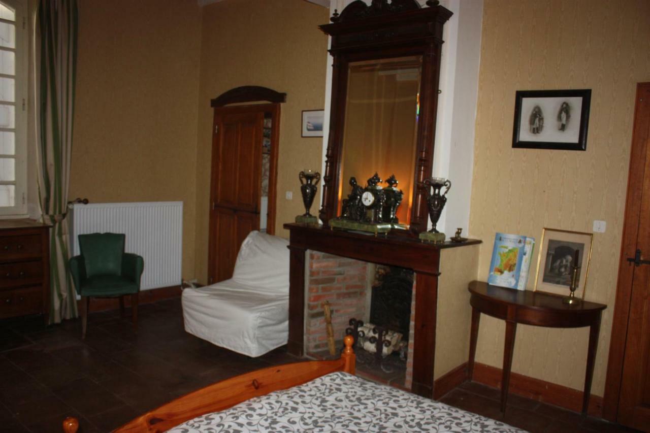 Presbytere De Jonquiere Bed and Breakfast Lavaur  Εξωτερικό φωτογραφία